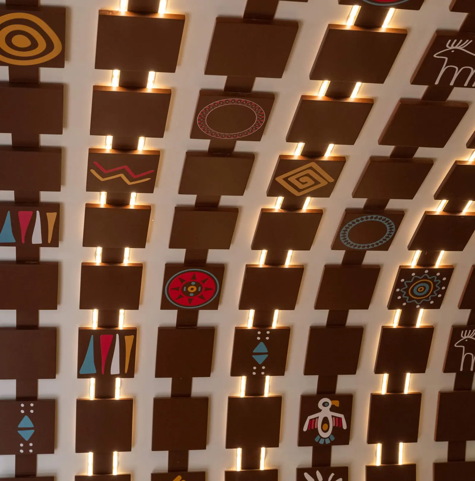 Desenli ahşap tavan detayı — Choco Zuma / Karaköy, Karaköy, İstanbul